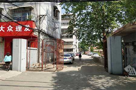 高级中学家属院全明户型简单装修送储藏室